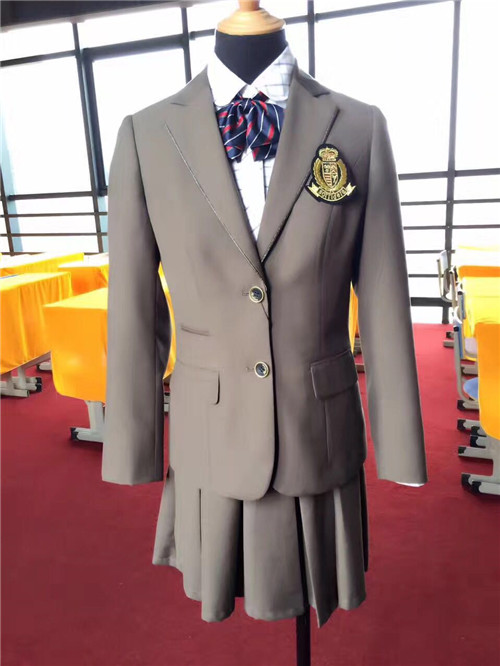 校服套裝